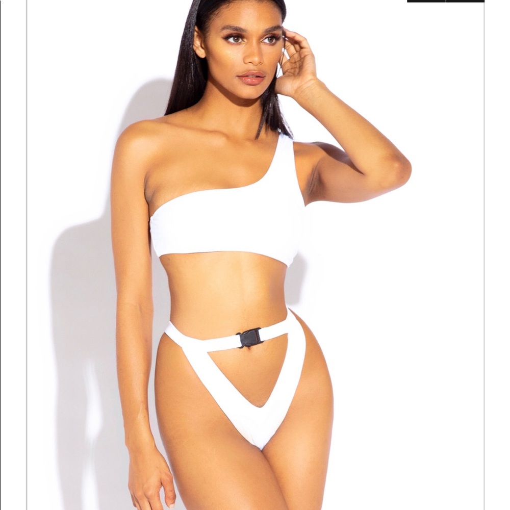 White Bikini